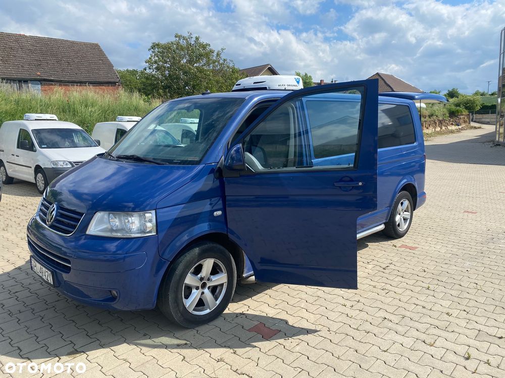 Volkswagen Transporter - 1