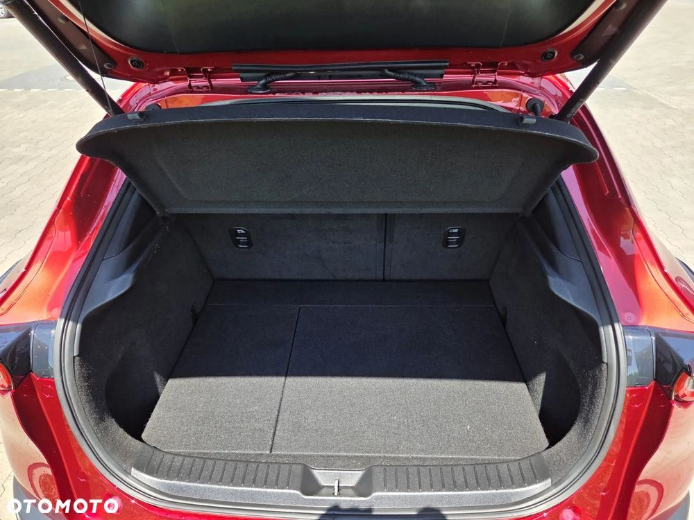 Mazda CX-30 2.0 mHEV Hikari 2WD - 39