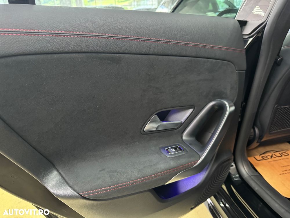 Mercedes-Benz CLA 250 e 8G-DCT AMG Line Advanced Plus - 22