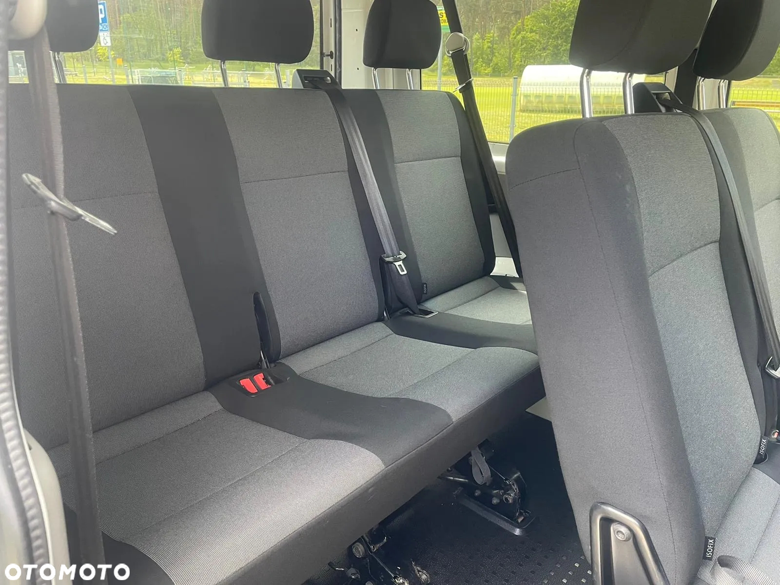 Volkswagen Transporter - 12