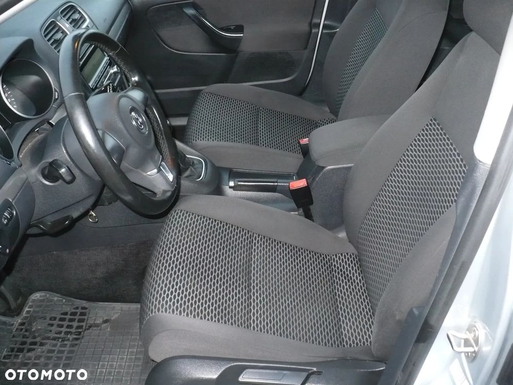 Volkswagen Golf 1.6 Team - 12