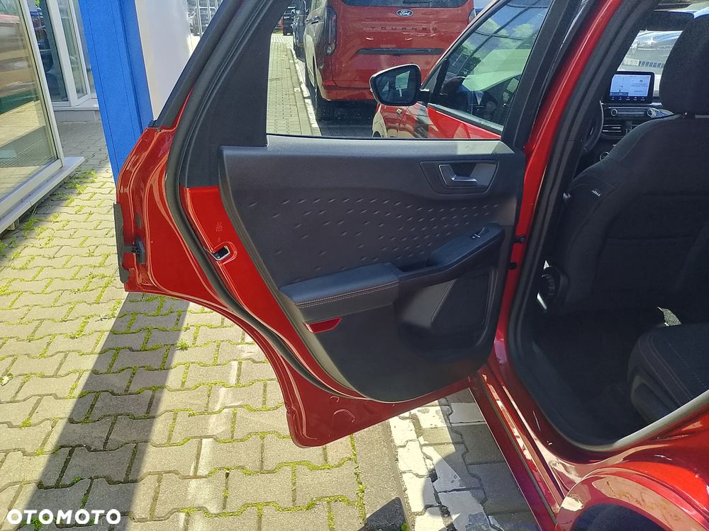 Ford Kuga 1.5 EcoBoost FWD ST-Line - 12
