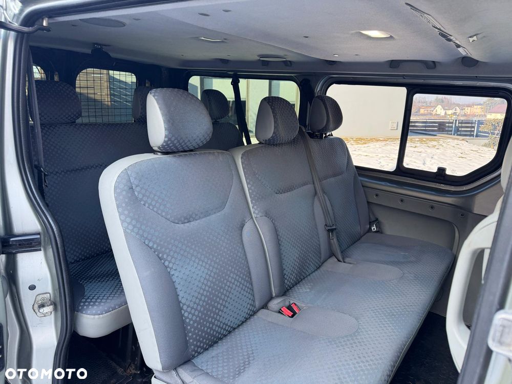 Renault Trafic L1H1 Passenger Lux - 11