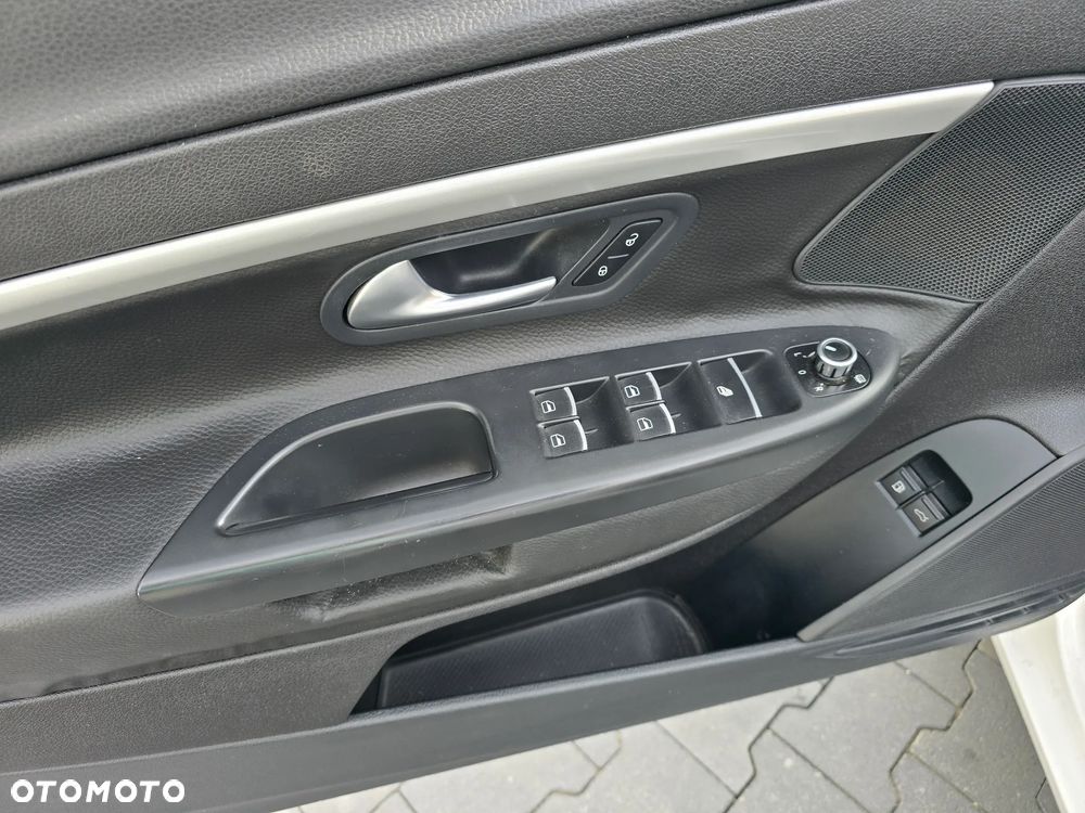 Volkswagen Eos 2.0 TDI DPF Individual - 8