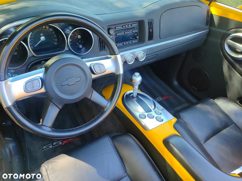 Chevrolet SSR - 9