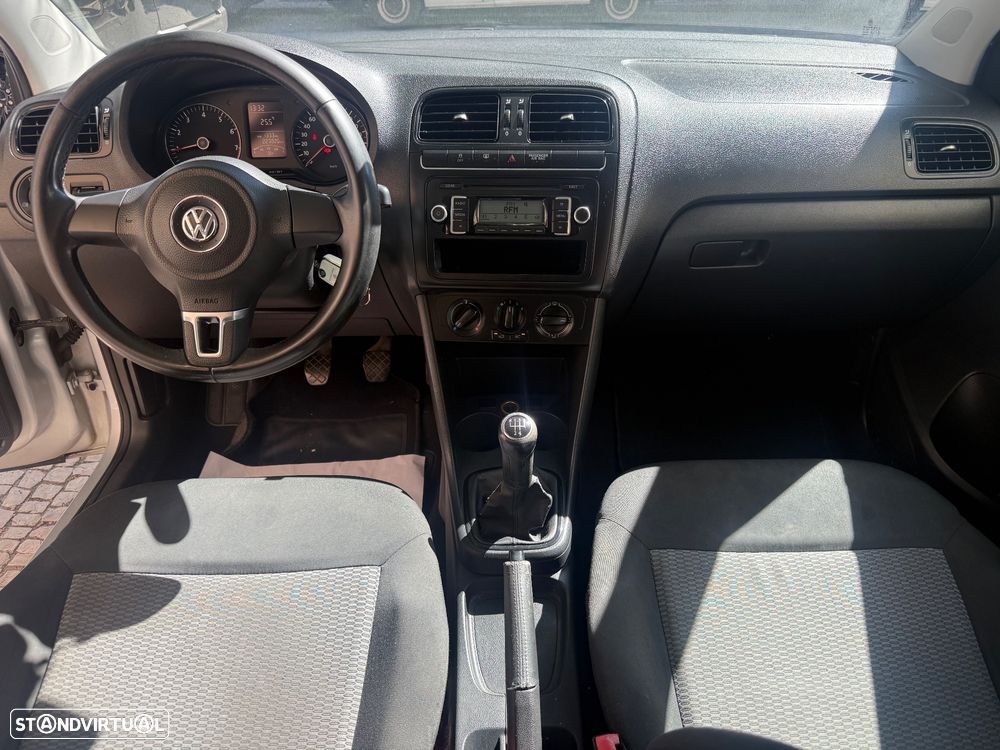 VW Polo 1.2 Confortline - 12