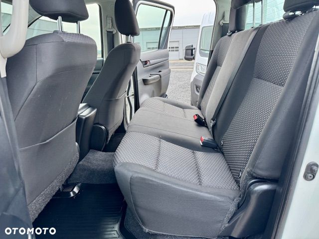 Toyota Hilux 2.4 D-4D Double Cab DL 4x4 - 7