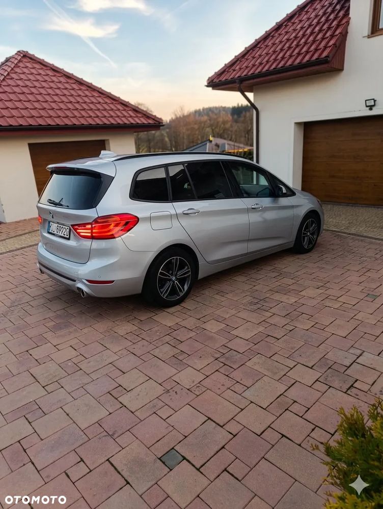 BMW Seria 2 218d Sport Line sport - 3