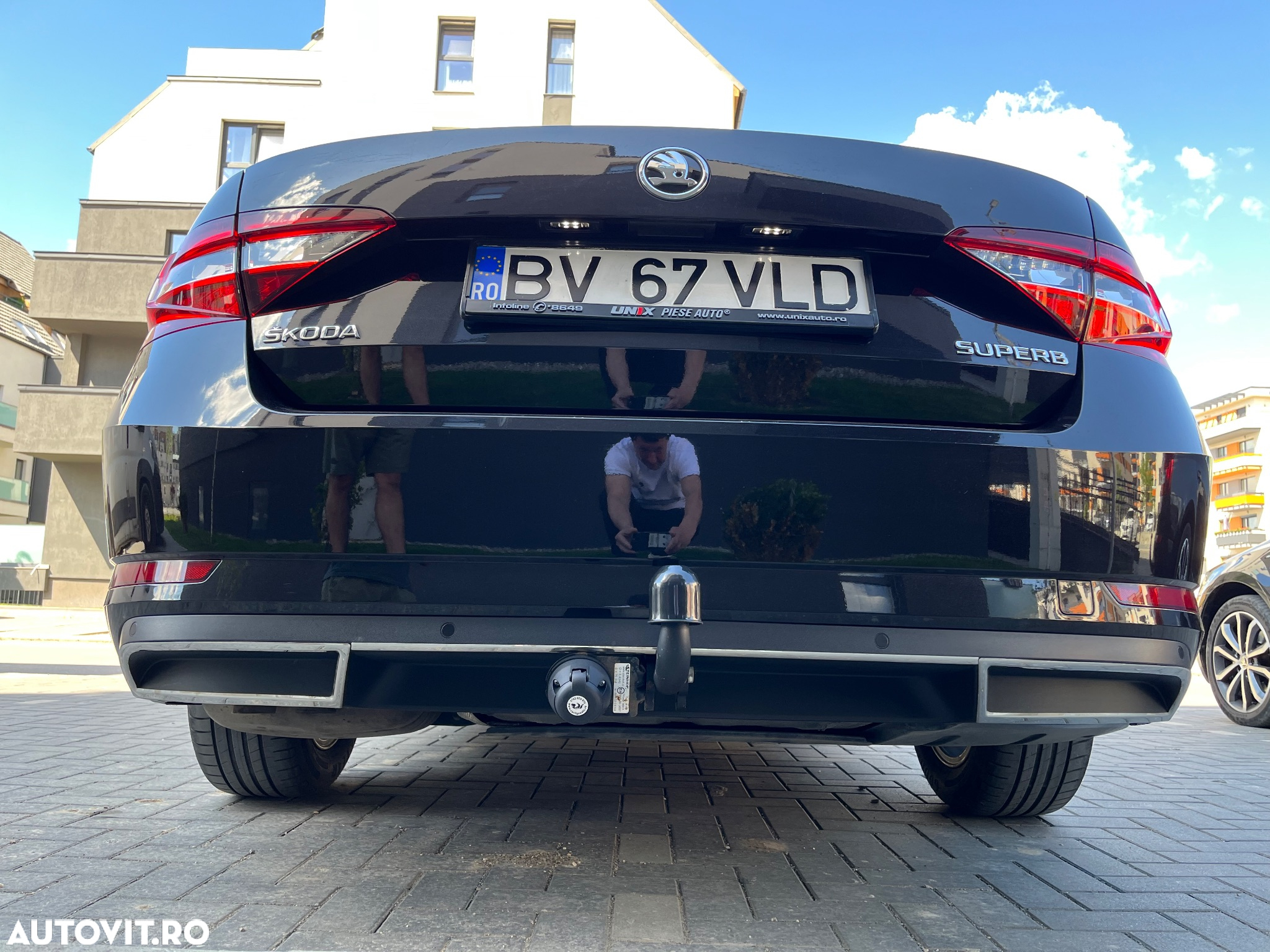 Skoda Superb 2.0 TDI DSG Ambition - 2