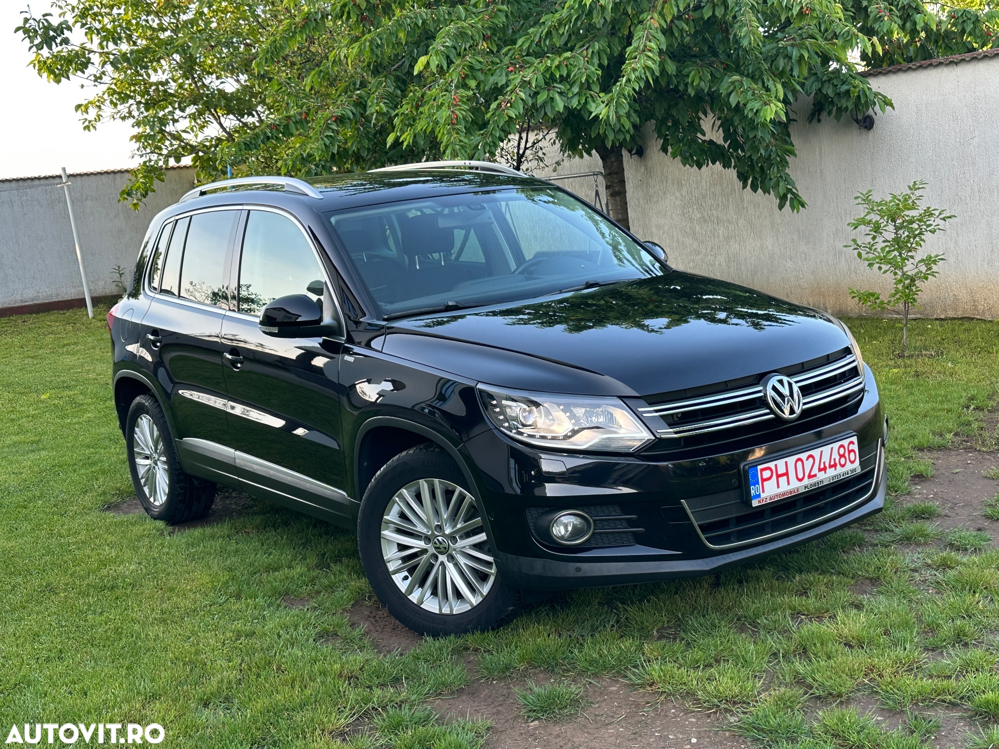 Volkswagen Tiguan 2.0 TDI DPF BlueMotion Technology Cup Sport & Style - 4