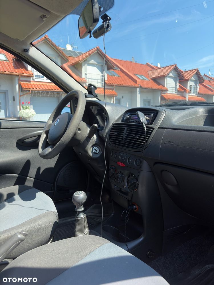 Fiat Punto - 9