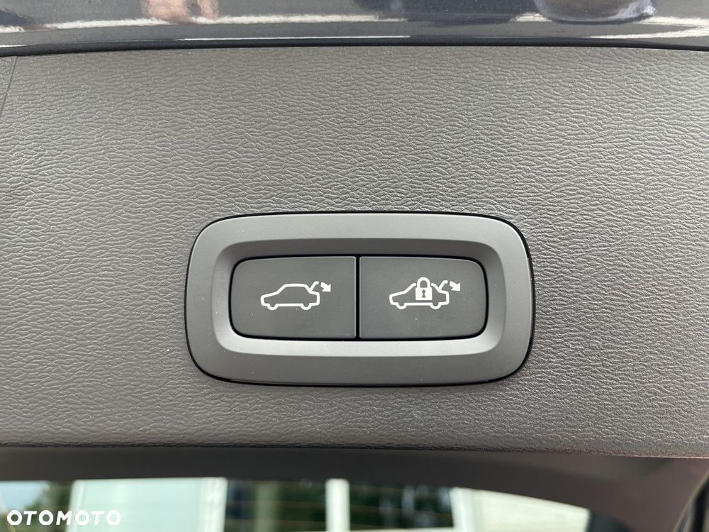 Volvo XC 40 - 21