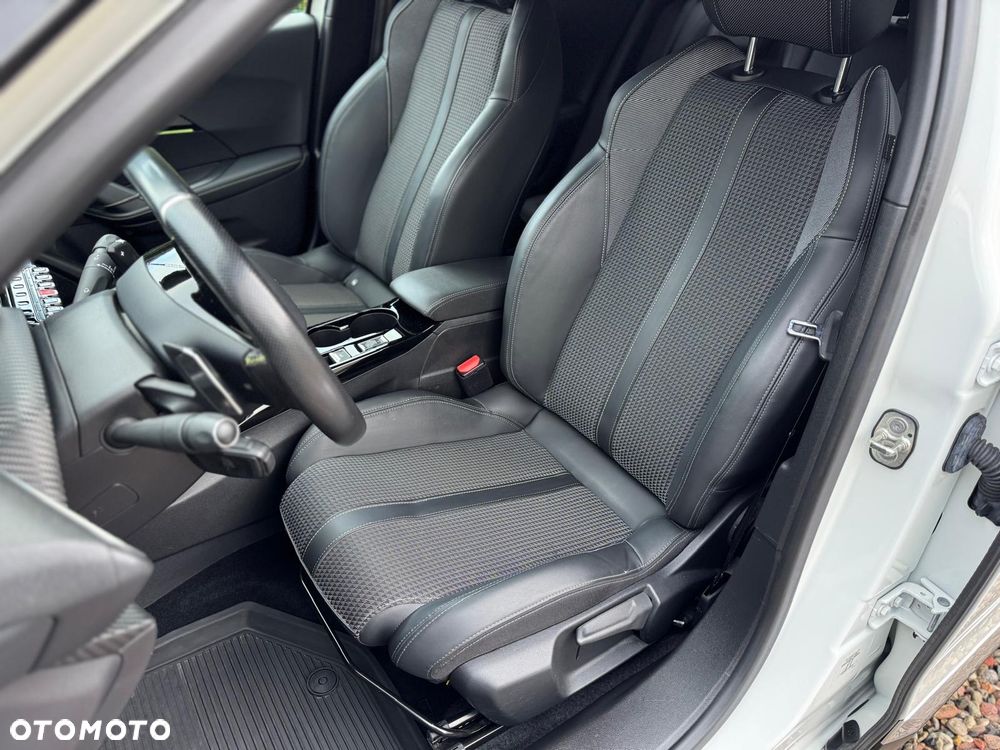 Peugeot 2008 1.2 PureTech GT S&S EAT8 - 9