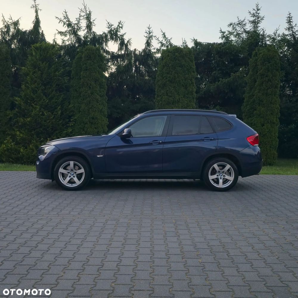 BMW X1 sDrive18d xLine - 17