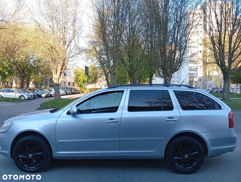 Skoda Octavia 1.6 TDI 4x4 Ambition - 3