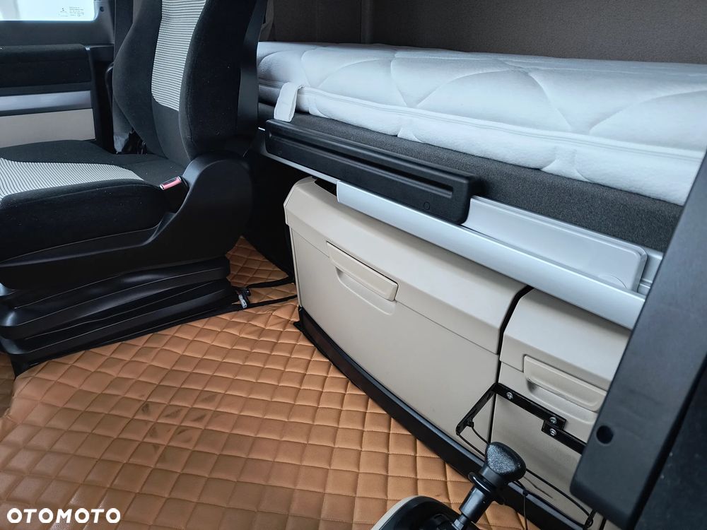 MAN TGX 18.360 EURO6 - 12