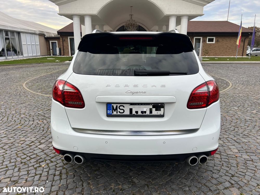 Porsche Cayenne 3.0TD TipTronic - 4