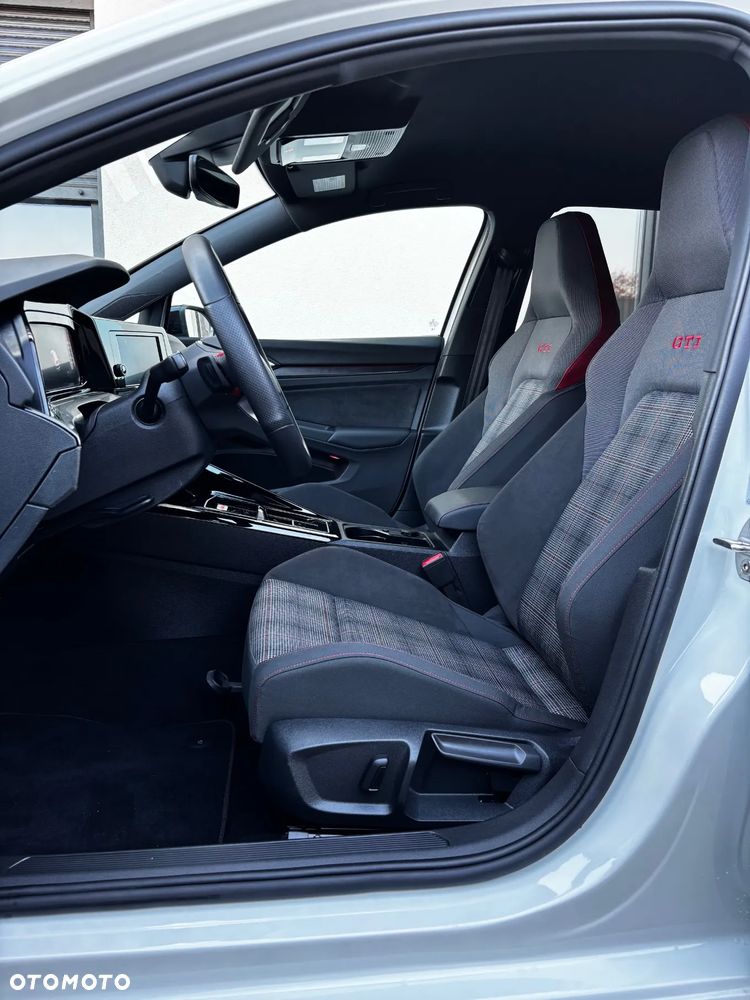 Volkswagen Golf VIII 2.0 TSI GTI DSG - 9