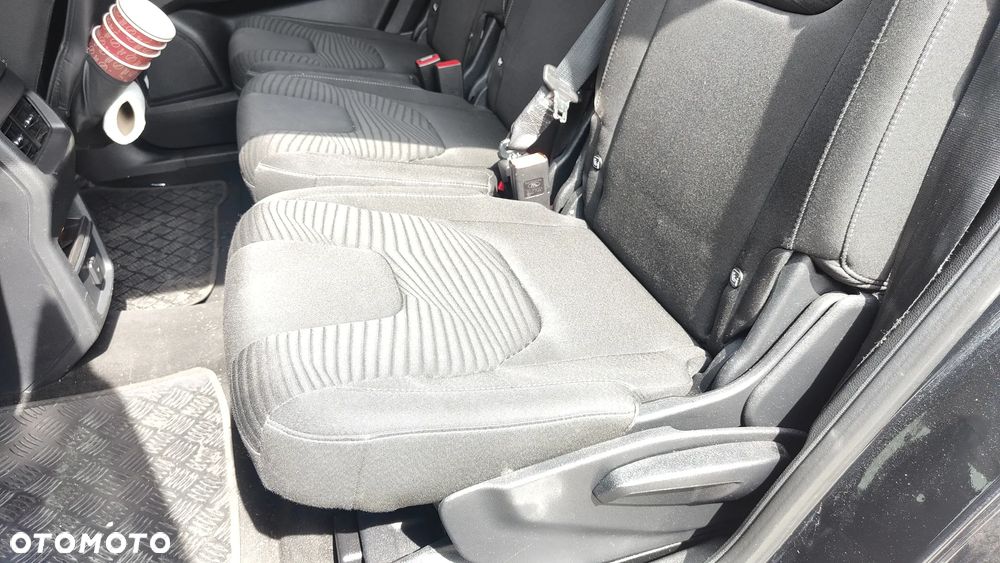 Ford S-Max 2.0 TDCi Trend - 16