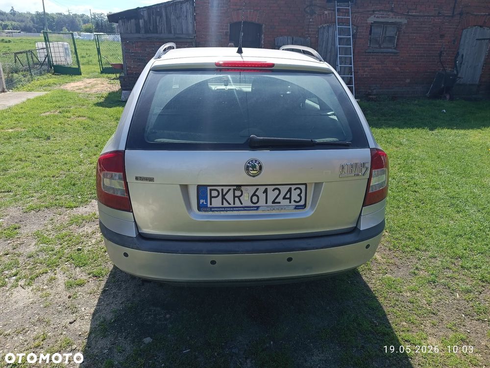 Skoda Octavia 1.6 FSI Classic - 6