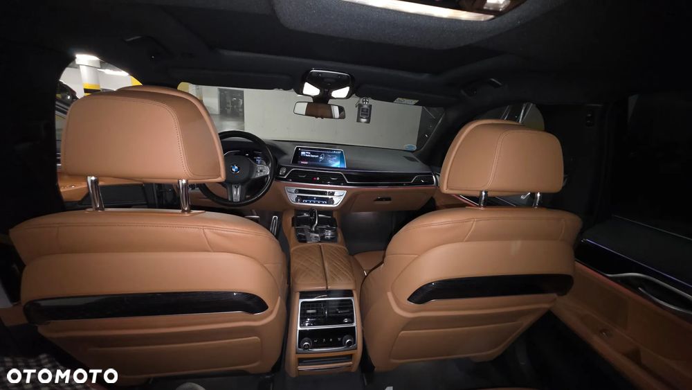 BMW Seria 7 740d xDrive mHEV sport - 8