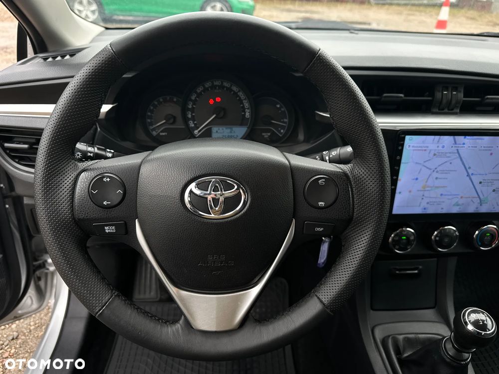 Toyota Corolla - 19