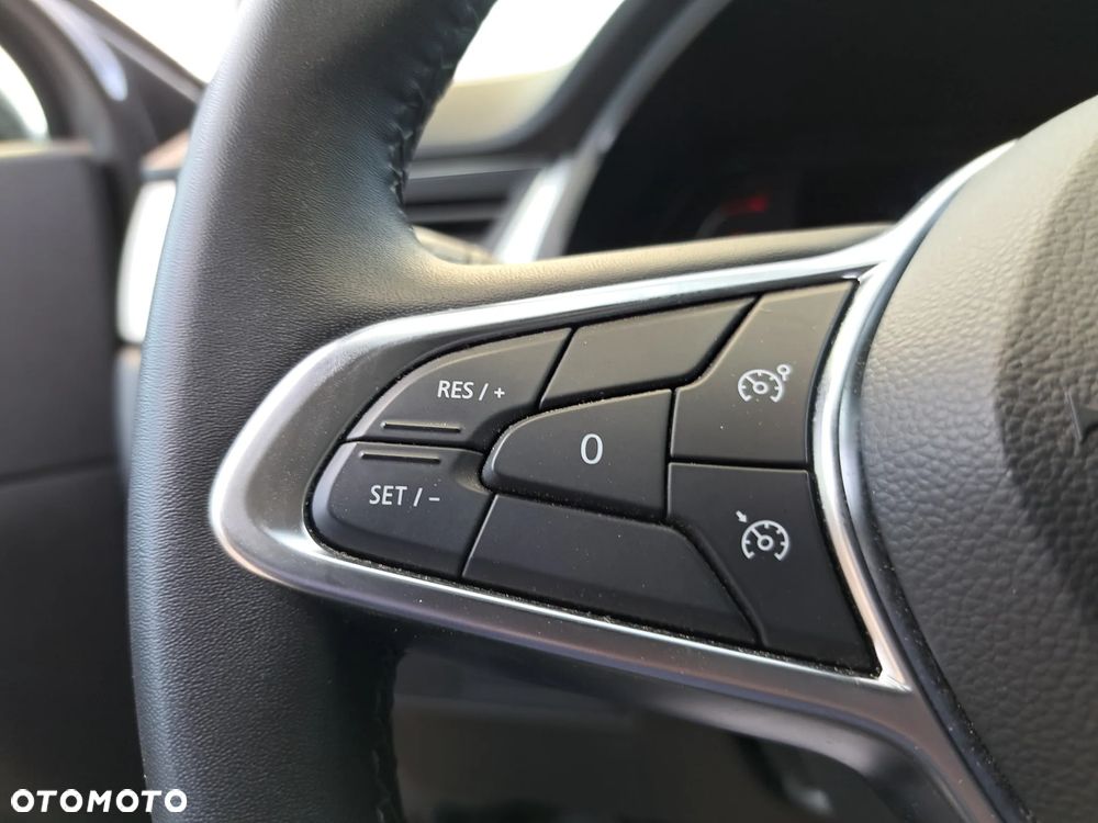 Renault Captur 1.3 TCe mHEV Techno EDC - 17