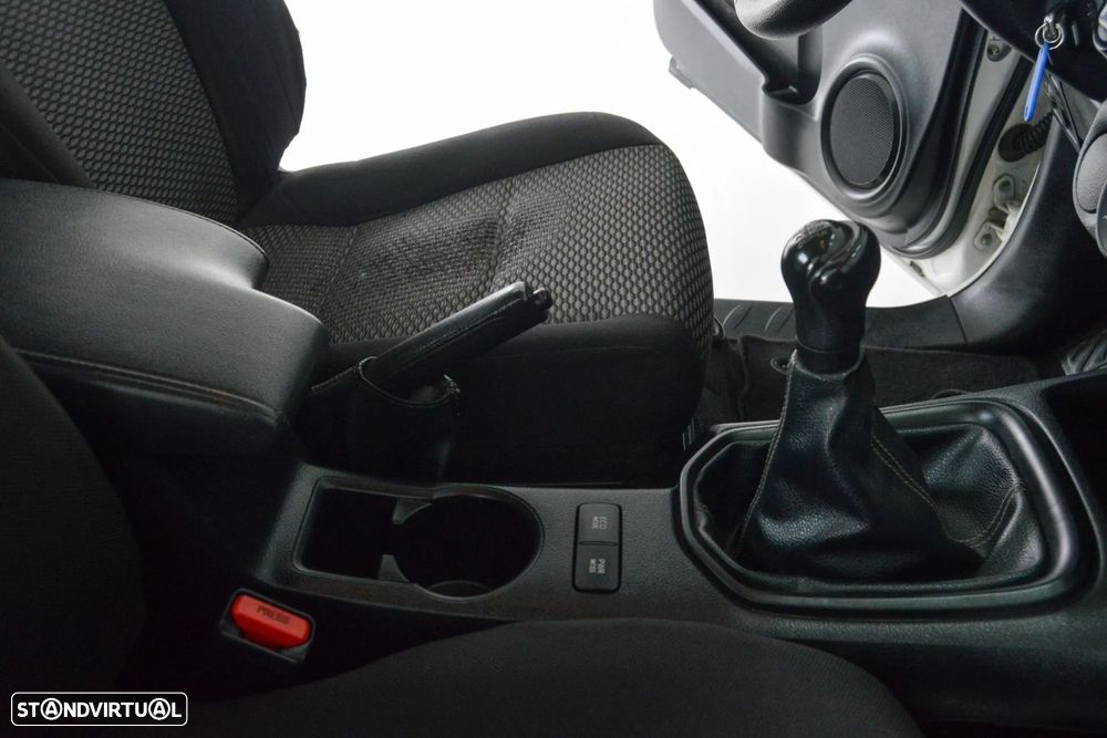 Toyota Hilux 2.4 D-4D 4X2 Cabine Extra 3L - 44