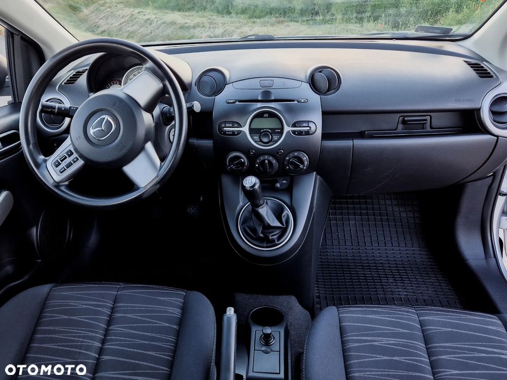 Mazda 2 1.3 Dynamic - 13