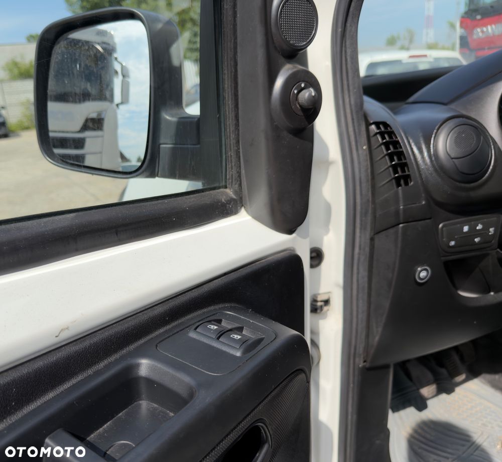 Fiat Fiorino 1.4 Easy - 12