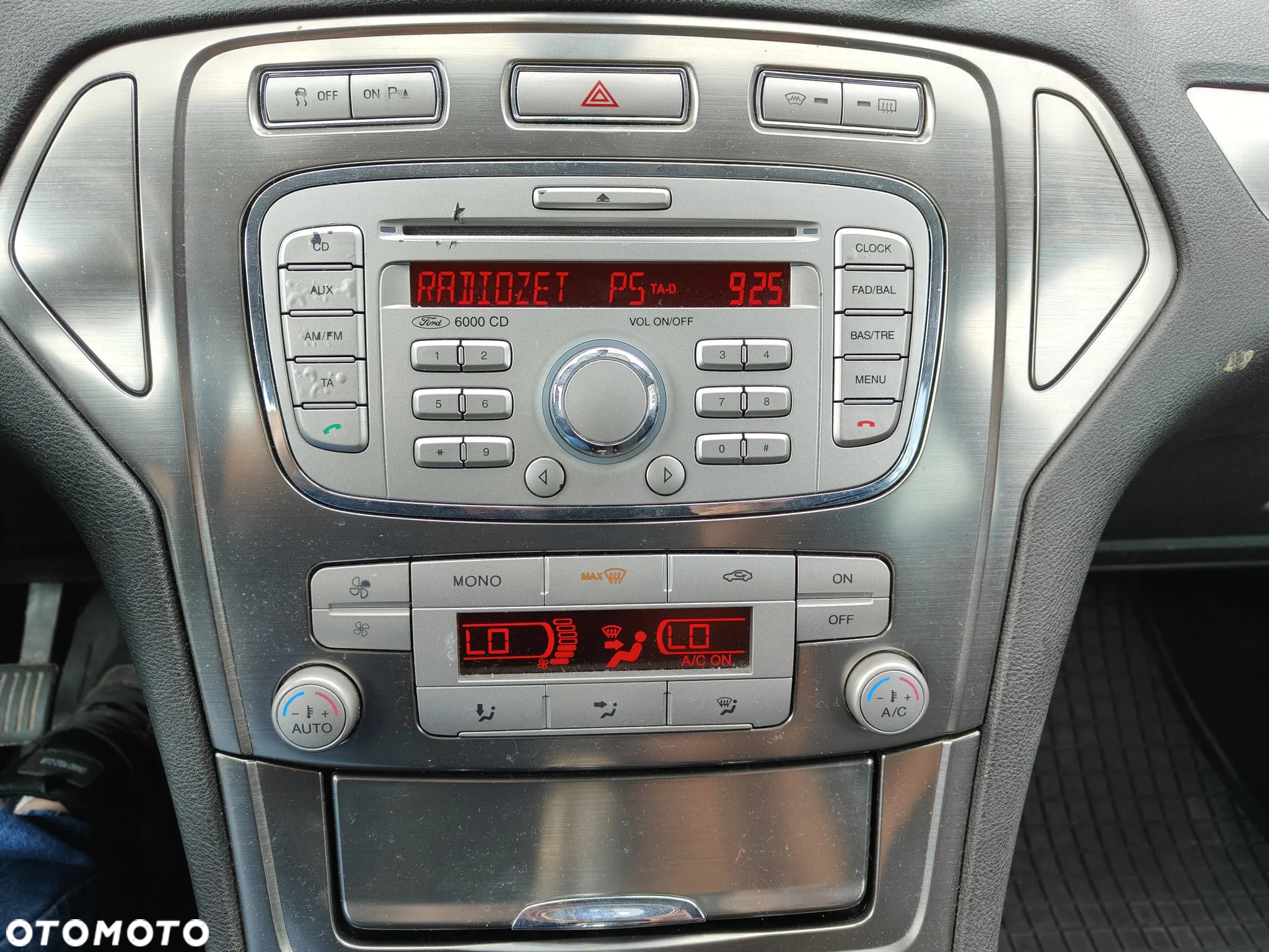 Ford Mondeo 2.0 TDCi Silver X - 19