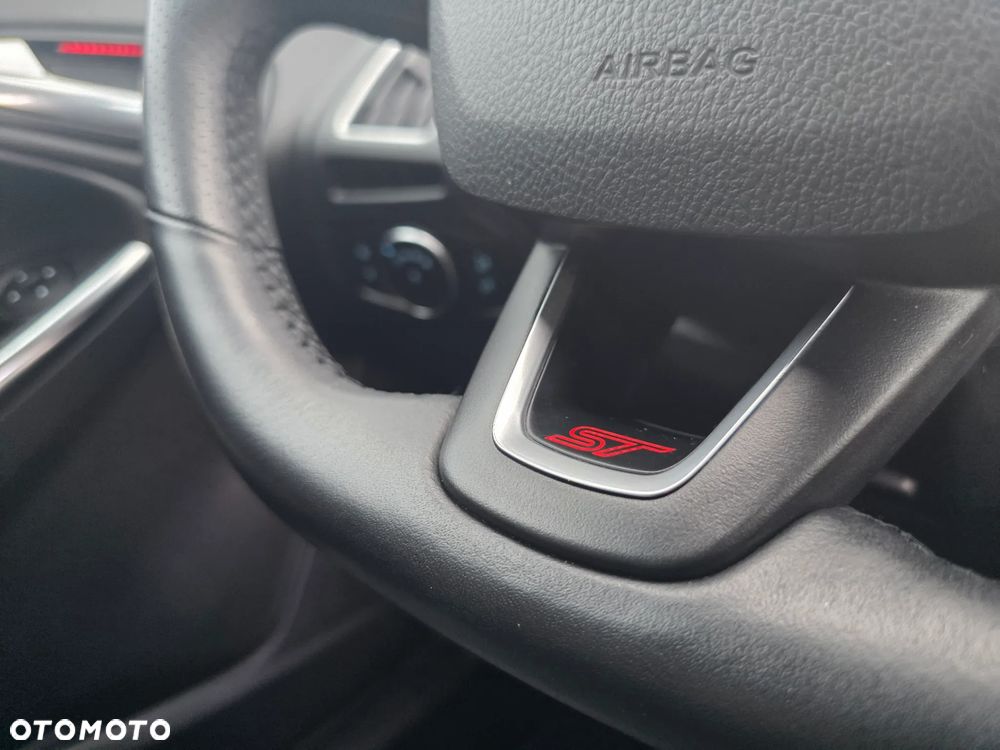 Ford Focus 2.0 EcoBoost ST-2 - 22