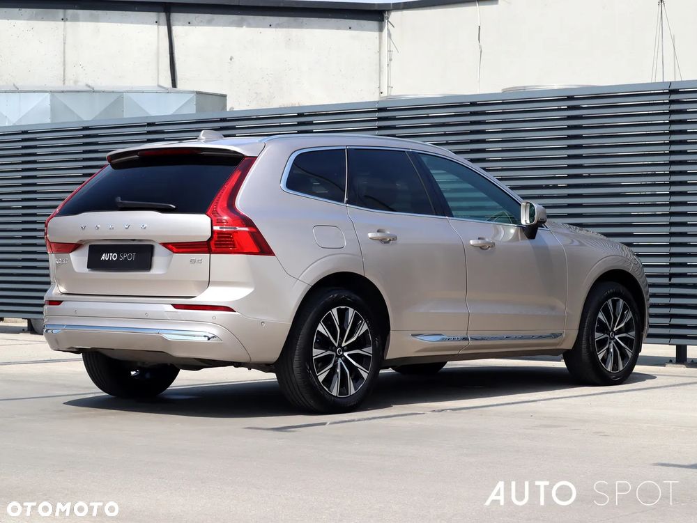 Volvo XC 60 B4 B Plus Bright - 6