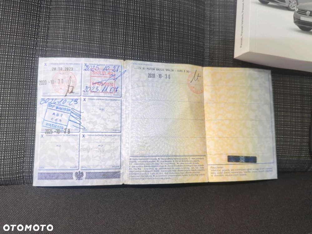 Volkswagen Passat Variant 2.0 TDI EVO Business DSG - 25