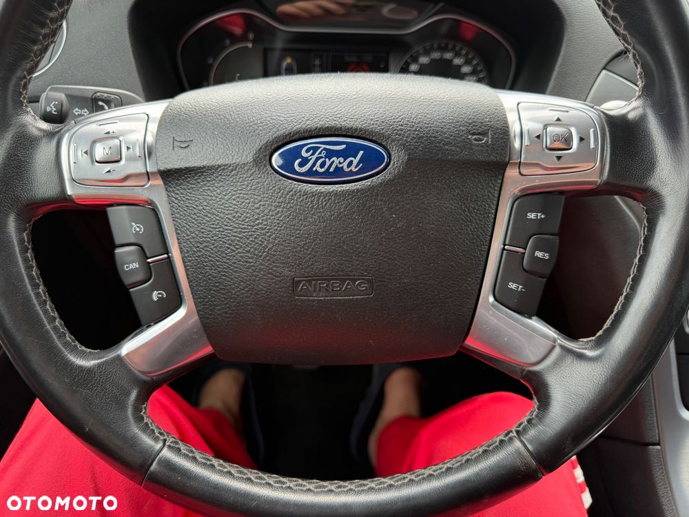 Ford Mondeo 2.0 TDCi Titanium - 22