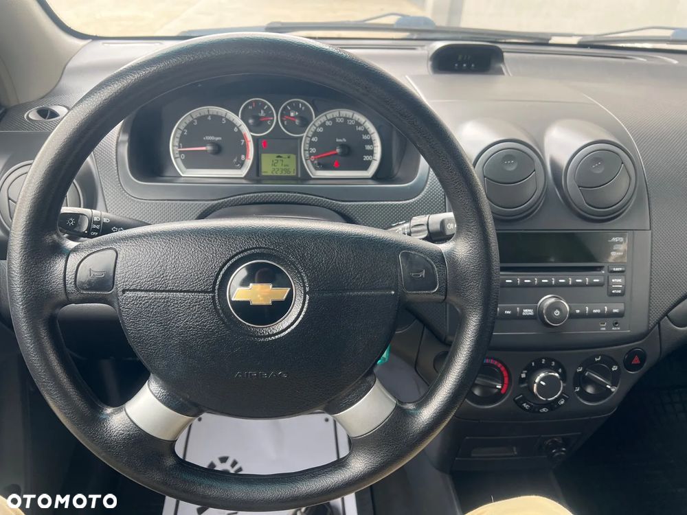 Chevrolet Aveo 1.2 16V LS - 9