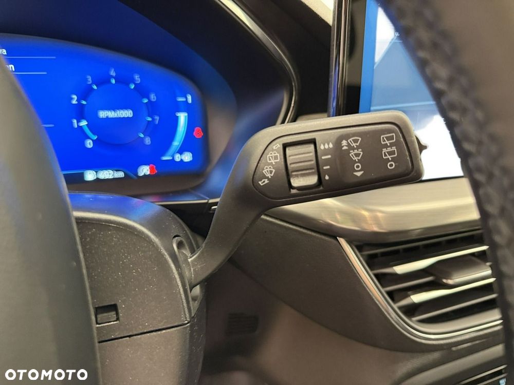 Ford Focus 1.0 EcoBoost Hybrid TITANIUM X - 25