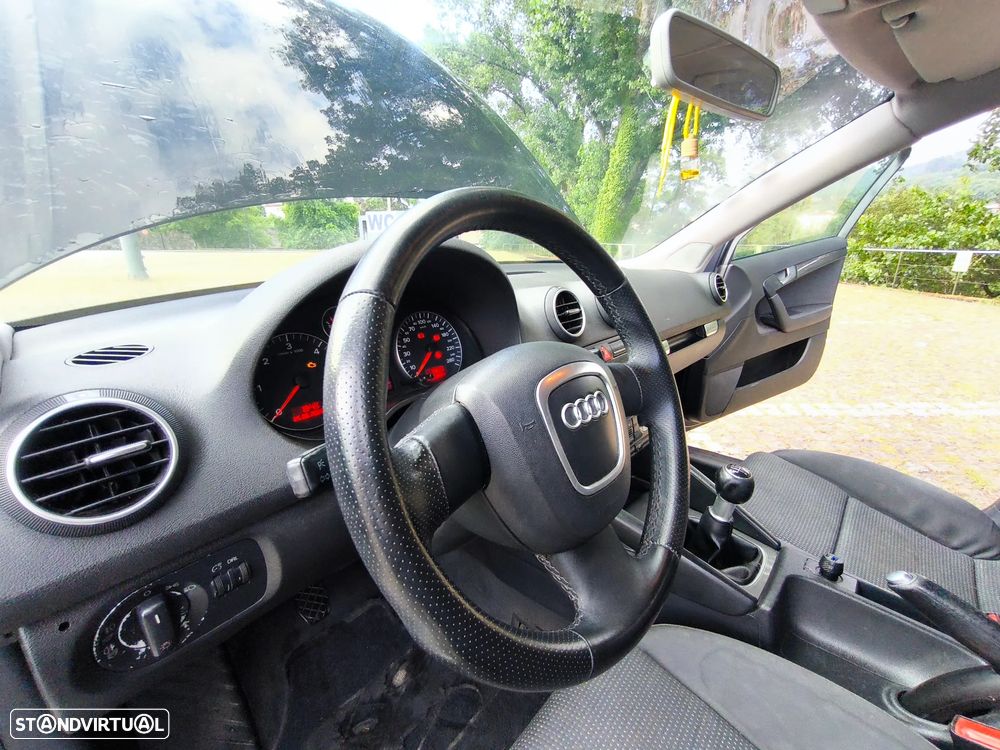 Audi A3 Sportback 2.0 TDI Ambition - 13
