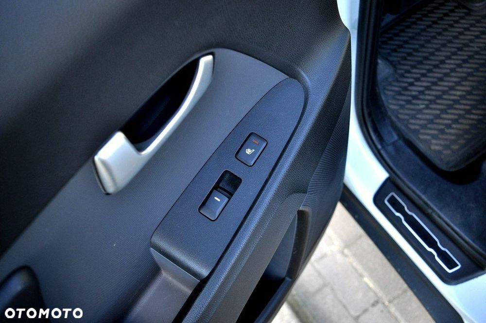 Kia Sportage - 16