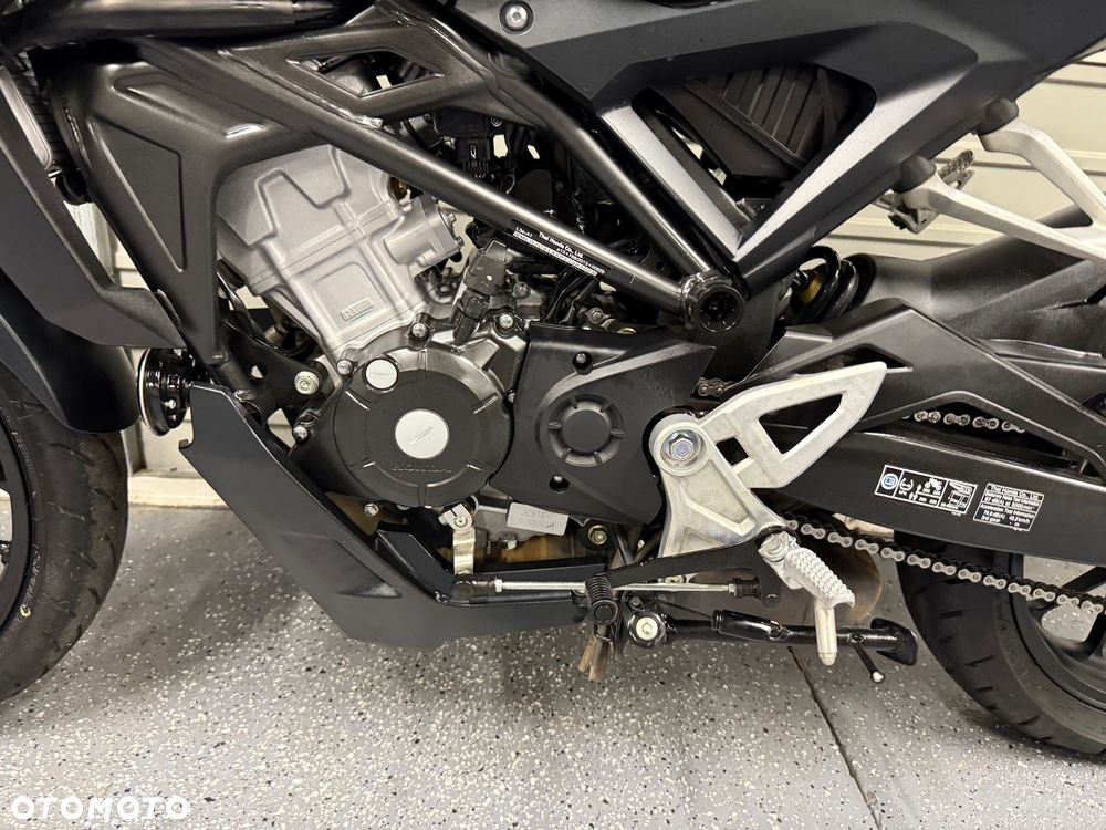 Honda CB - 14