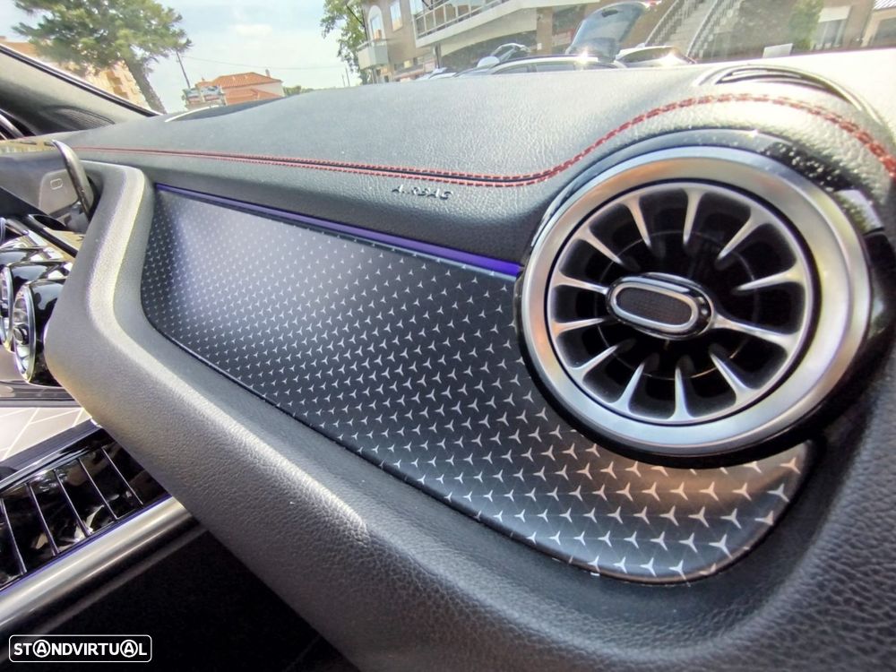 Mercedes-Benz EQA 250+ AMG Line - 32