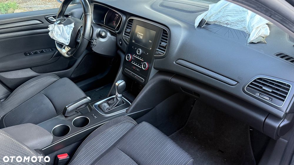 Renault Megane 1.5 Blue dCi Intens EDC - 8