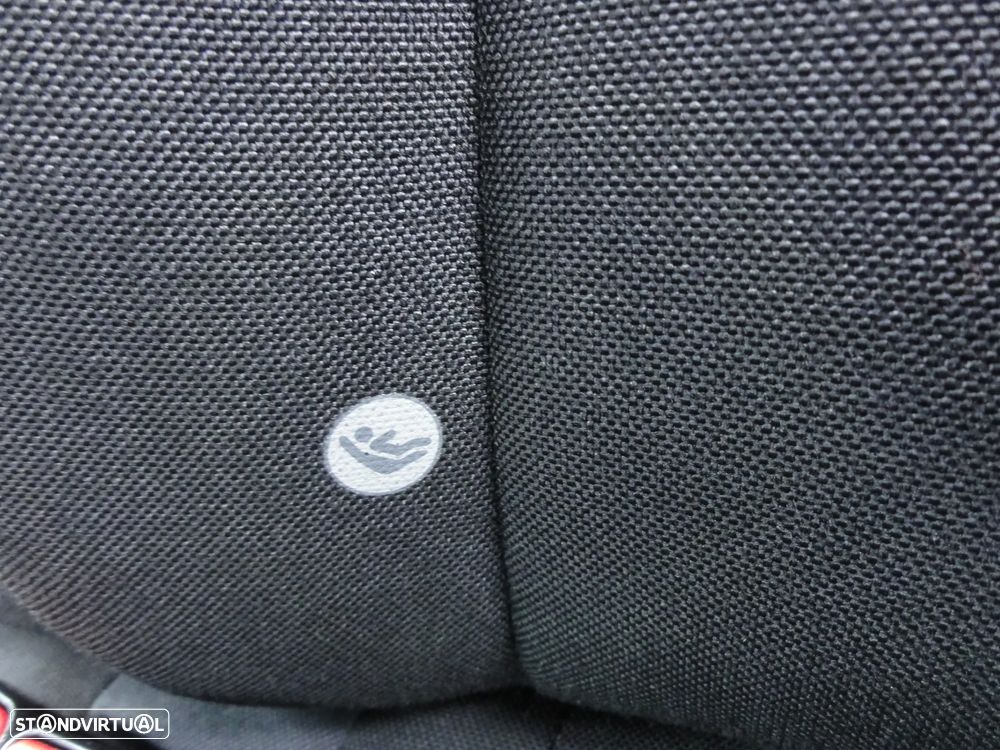 Volvo V40 D2 Momentum - 19