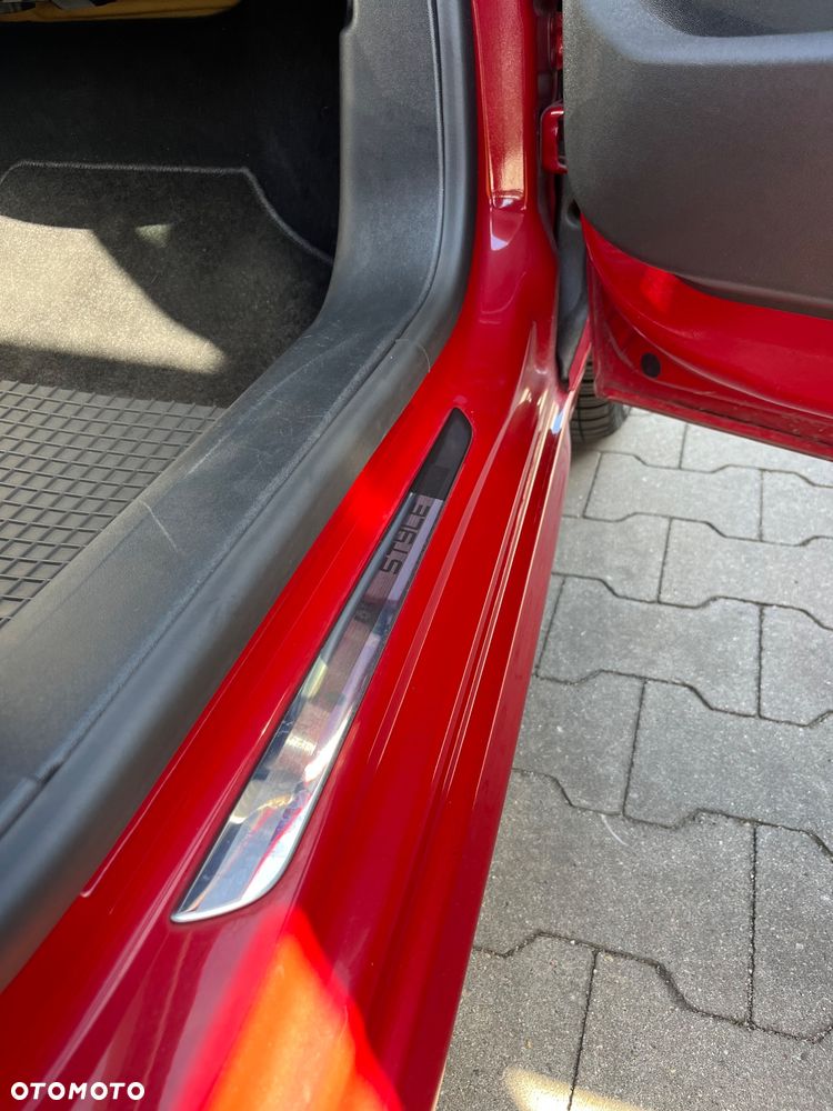 Peugeot 208 1.2 PureTech Allure - 15
