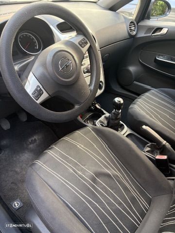 Opel Corsa 1.2 Enjoy - 15
