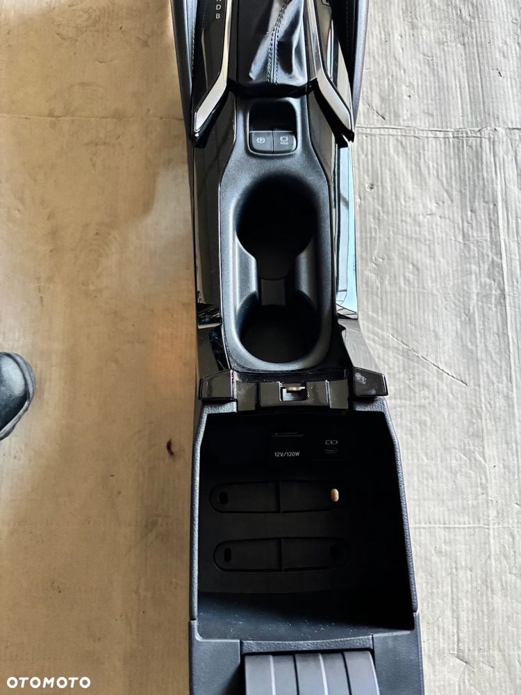 Tunel środkowy kompletny mieszek ładowarka Toyota Corolla e21 LIFT 2023 - 4