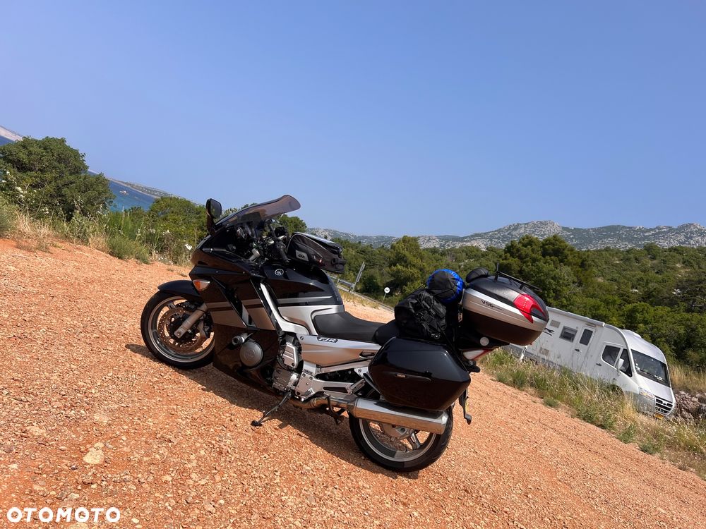 Yamaha FJR - 8