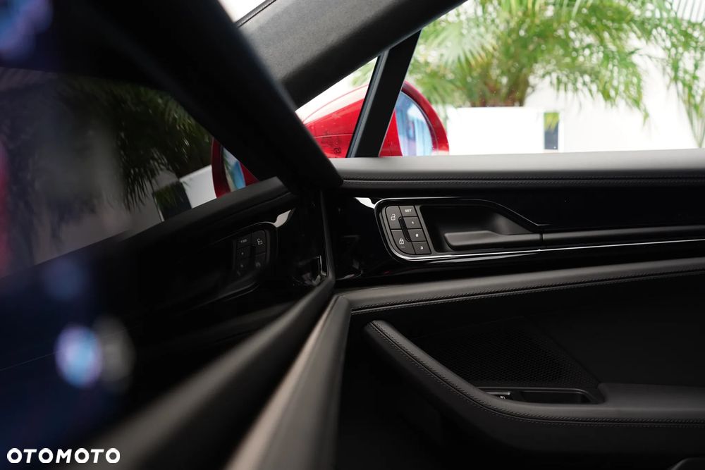 Porsche Panamera GTS - 22