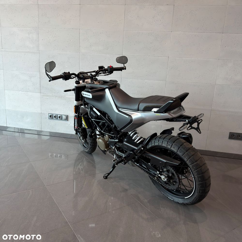 Husqvarna Svartpilen - 9