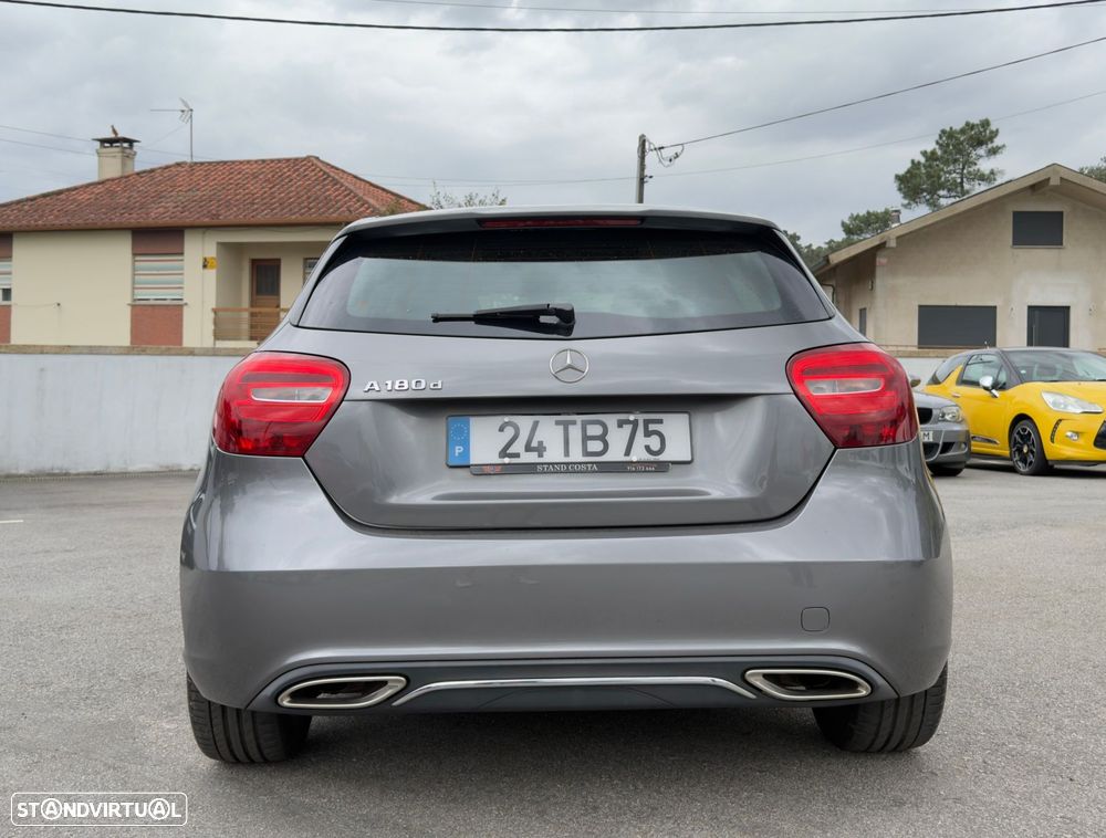 Mercedes-Benz A 180 d Urban - 11